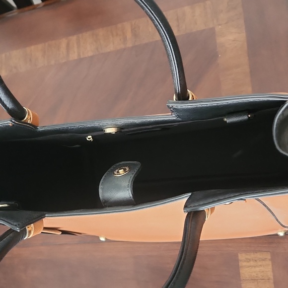 Purse - Picture 3 of 6